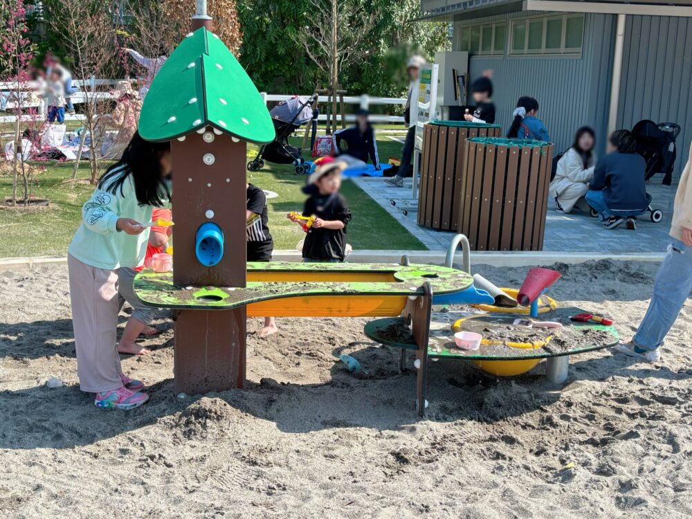Sand and water play area for children at Hanshin Racecourse playground