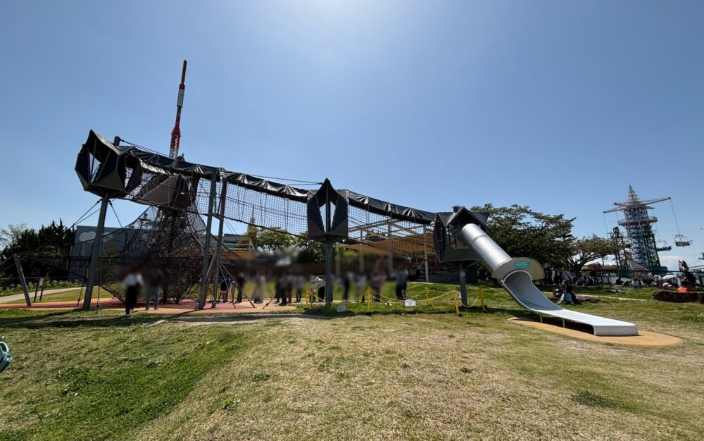Large skywalk play structure at PLAY PEAK ITADAKI in Ikoma Sanjo Amusement Park