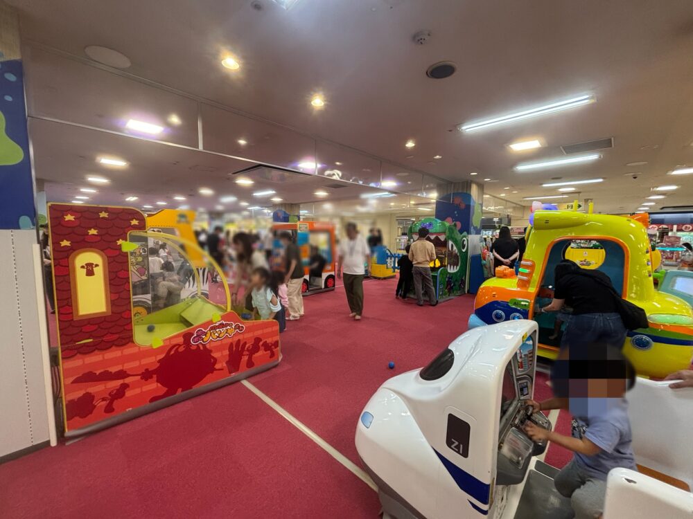のびっこジャンボ和泉府中のゲームコーナー