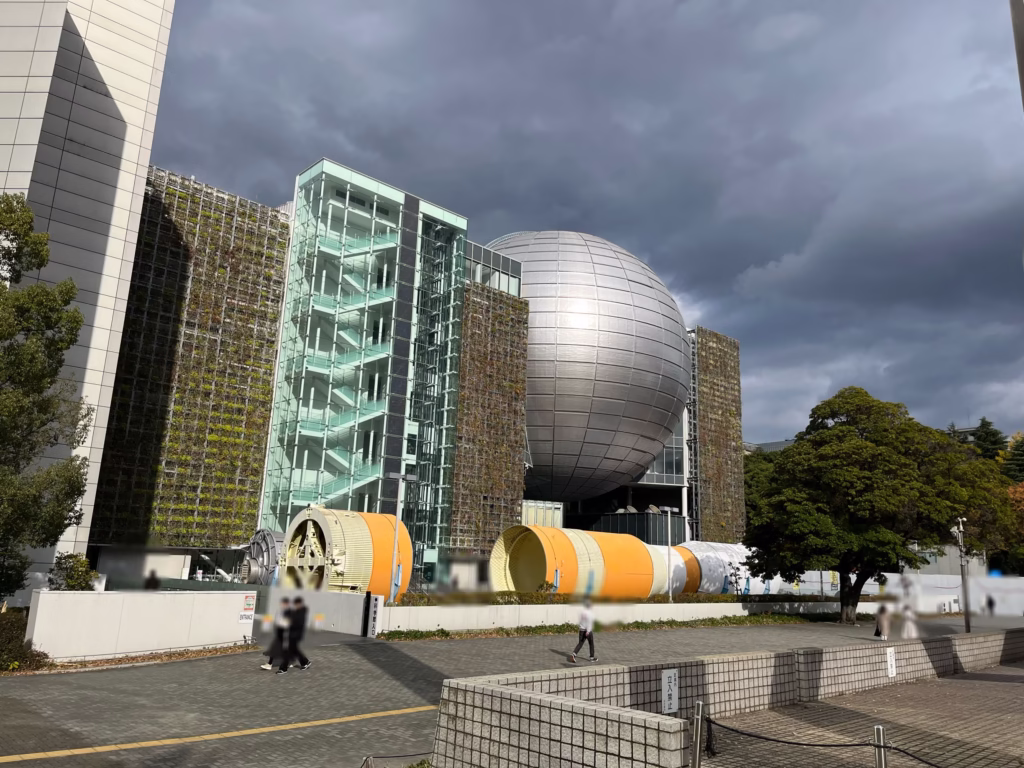 名古屋市科学館の外観