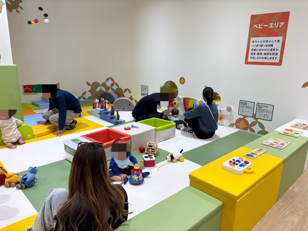 京都競馬場内のパカランにあるベビーエリア
