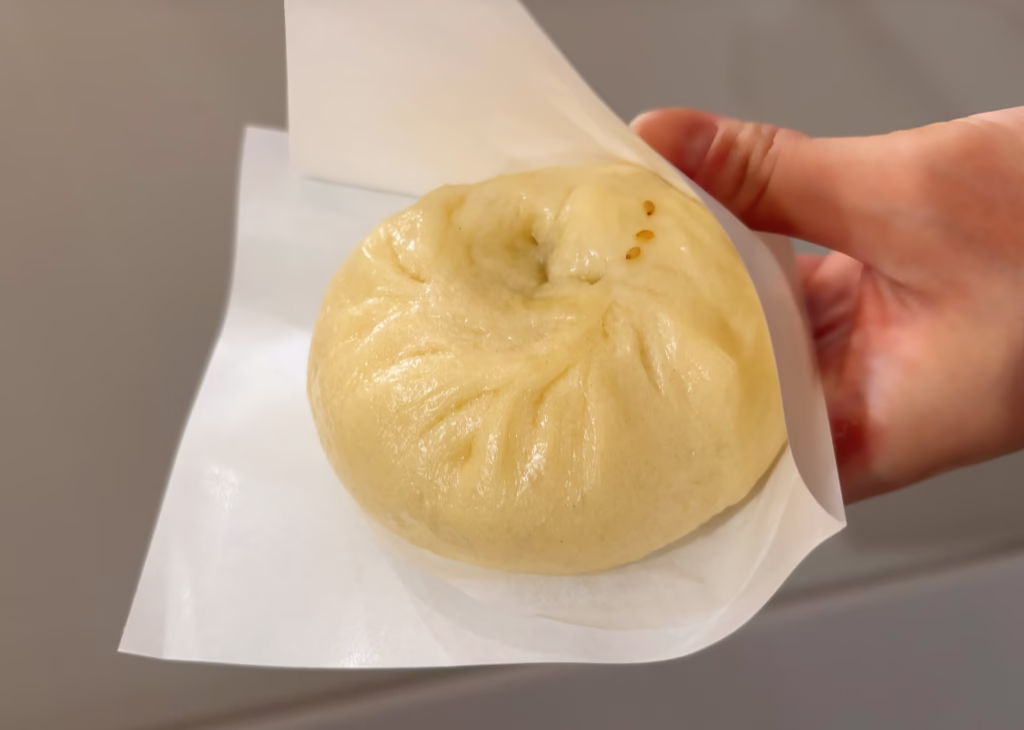 丑丑豚まん 天神橋3丁目店の豚まん